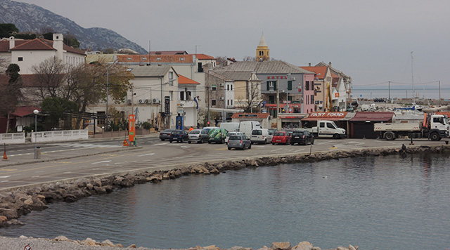 Baška luka
                                                                                                                                                                                                                                              